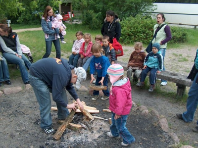 Dzien Matki i Dzien Dziecka z Radosnymi Maluchami w Choszczowce